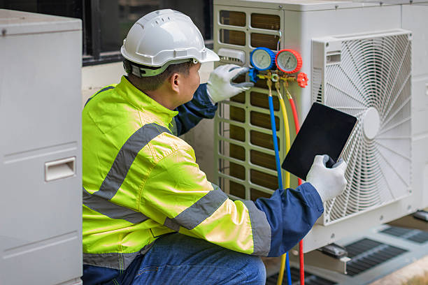 Professional Hvac technician working in Conesville, OH